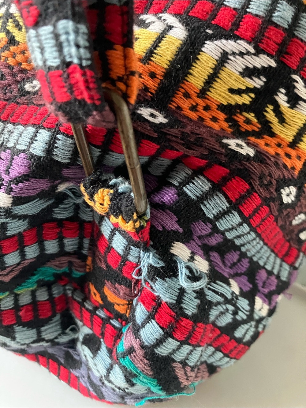 EUC Colorful Woven Drawstring Backpack - Multicolor LOOSE THREADS - Picture 4 of 10